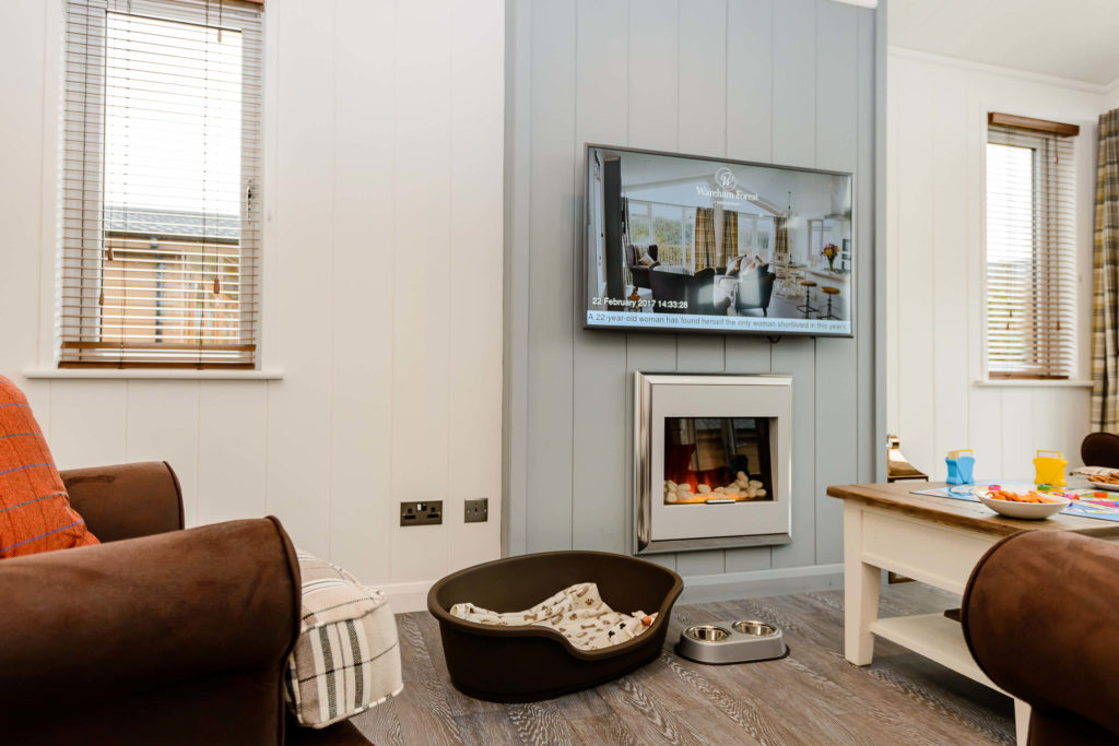 Lounge in a lodge at Wareham Forest