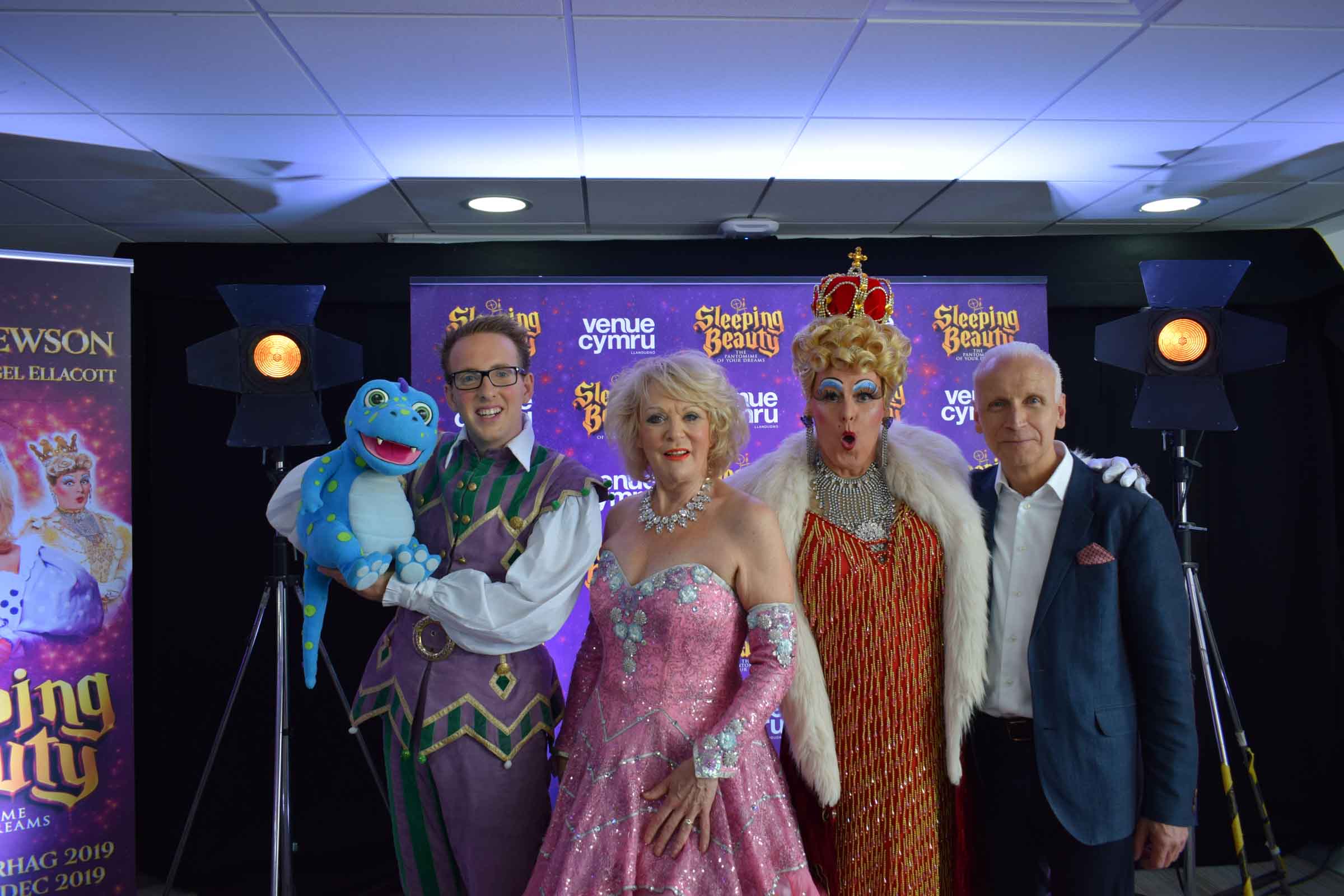 Sleeping Beauty Pantomime 2019 Venue Cymru Darwin Escapes