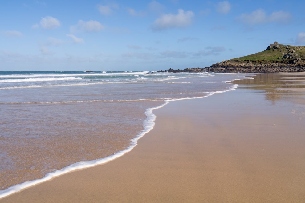 things to do in Cornwall - Porthmeor Beach