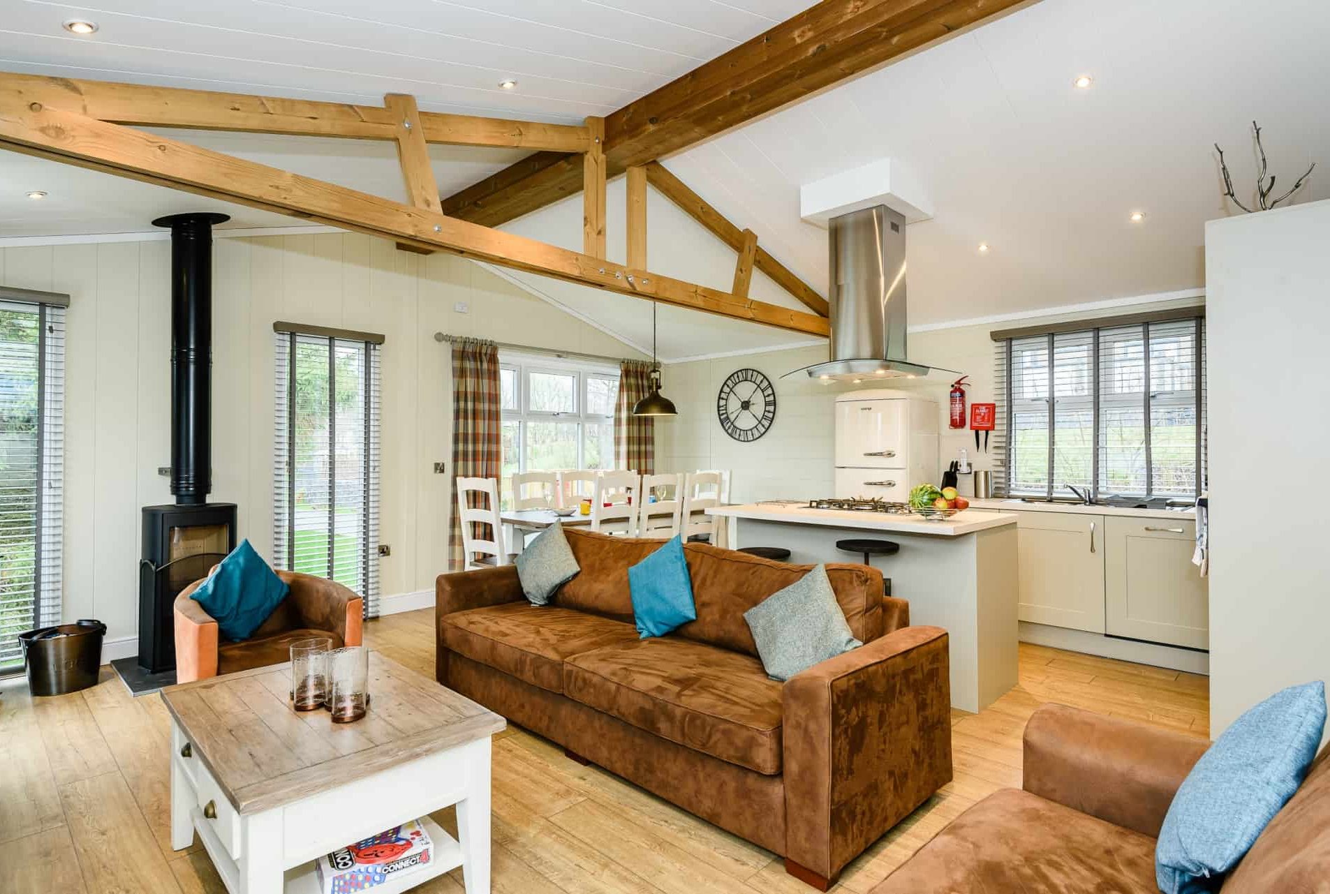 lodge lounge at keswick reach lodge retreat